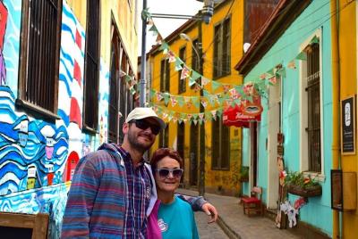 Excursión a Valparaíso y una bodega desde Santiago Excursión a Valparaíso y una bodega desde Santiago