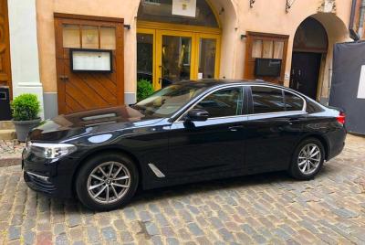 ¡Intenta encontrar tu mejor que nosotros! Servicio de traslado al aeropuerto en Santiago APT-HTL (SCL) ¡Intenta encontrar tu mejor que nosotros! Servicio de traslado al aeropuerto en Santiago APT-HTL (SCL)