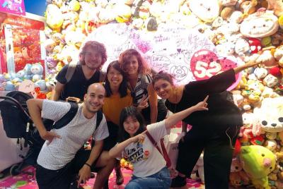 Descubre las mejores tiendas y comidas en Sanlitun