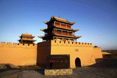 Tour privado de 5 días por la cultura de Dunhuang y Jiayuguan Tour privado de 5 días por la cultura de Dunhuang y Jiayuguan