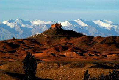 Excursión de un día al Sendero de la Ruta de la Seda privada en el Paso de Yangguan, incluido el almuerzo Excursión de un día al Sendero de la Ruta de la Seda privada en el Paso de Yangguan, incluido el almuerzo