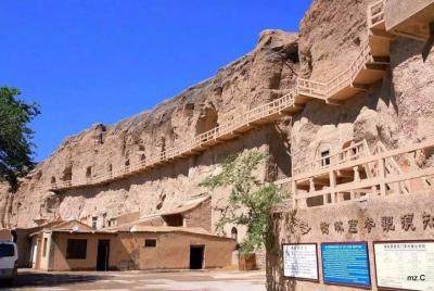 Traslado privado de Dunhuang a la gruta de Yulin y las mil cuevas occidentales de Buda Traslado privado de Dunhuang a la gruta de Yulin y las mil cuevas occidentales de Buda
