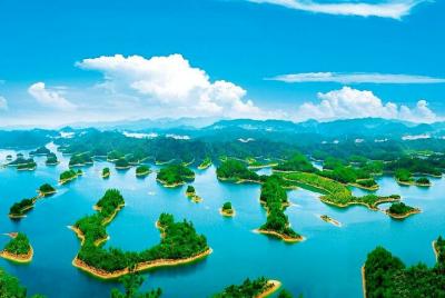 Traslado privado del lago Qiandao desde la ciudad de Huangshan