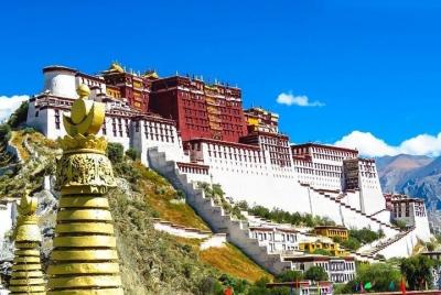 Excursión de 4 días a la ciudad clásica de Lhasa en grupos pequeños desde Tianjin Excursión de 4 días a la ciudad clásica de Lhasa en grupos pequeños desde Tianjin
