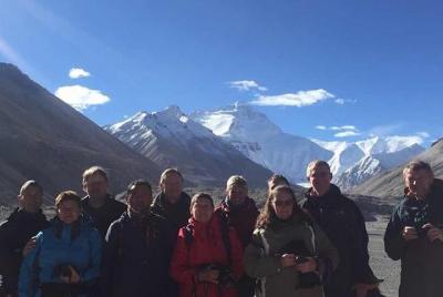 10 días Lhasa Gyantse Shigatse Everest Namtso Group Tour 10 días Lhasa Gyantse Shigatse Everest Namtso Group Tour