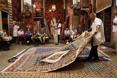 Tour guiado a pie de medio día por la medina de Fez Tour guiado a pie de medio día por la medina de Fez
