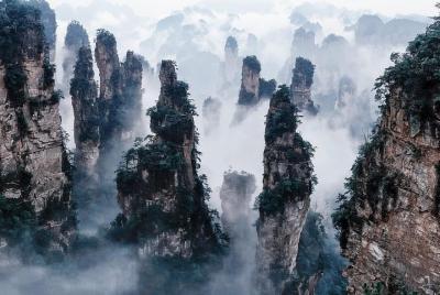 Excursión privada de 5 días a Zhangjiajie: la montaña de Tianmen y el condado de Fenghuang Excursión privada de 5 días a Zhangjiajie: la montaña de Tianmen y el condado de Fenghuang