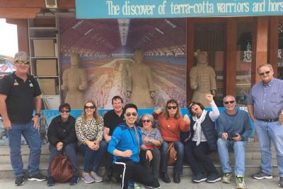 Tour grupal de Xian Terracotta Warriors y Big Wild Goose Pagoda Tour grupal de Xian Terracotta Warriors y Big Wild Goose Pagoda