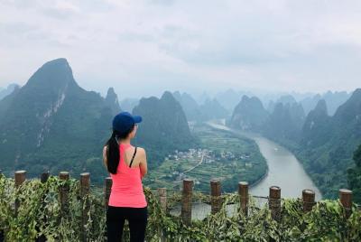 Recorrido privado en bicicleta por el río Yulong, la montaña Xianggong y el campo Recorrido privado en bicicleta por el río Yulong, la montaña Xianggong y el campo