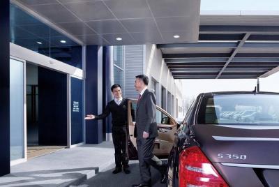 Servicio de traslado privado de ida al hotel o aeropuerto de la ciudad de Guilin desde Yangshuo Servicio de traslado privado de ida al hotel o aeropuerto de la ciudad de Guilin desde Yangshuo