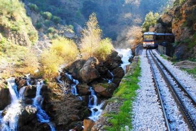 Explora la naturaleza y la historia en Kalavryta Explora la naturaleza y la historia en Kalavryta