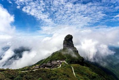Excursión autoguiada de 2 días: el casco antiguo de Fenghuang y el monte Fanjing desde Zhangjiajie Excursión autoguiada de 2 días: el casco antiguo de Fenghuang y el monte Fanjing desde Zhangjiajie