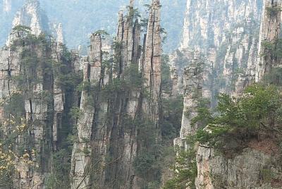 Excursión de 2 días a Zhangjiajie por el Parque Nacional, el Parque Tianmen y una noche en Fenghuang Excursión de 2 días a Zhangjiajie por el Parque Nacional, el Parque Tianmen y una noche en Fenghuang