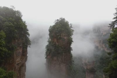 Excursión de 3 días a Zhangjiajie con la montaña Avatar y la cueva Tianmen Excursión de 3 días a Zhangjiajie con la montaña Avatar y la cueva Tianmen