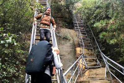 Excursión de senderismo de 4 días al parque forestal nacional de Zhangjiajie (clásico hotel boutique) Excursión de senderismo de 4 días al parque forestal nacional de Zhangjiajie (clásico hotel boutique)