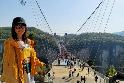 1 día en el puente de vidrio de Zhangjiajie y el Gran Cañón, más almuerzo en la CUEVA 1 día en el puente de vidrio de Zhangjiajie y el Gran Cañón, más almuerzo en la CUEVA