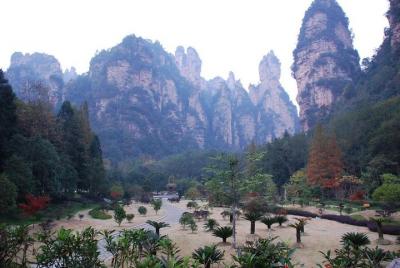 Excursión privada de un día a Zhangjiajie Fairy Stream en bicicleta Excursión privada de un día a Zhangjiajie Fairy Stream en bicicleta