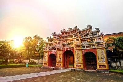 Hue City Tour desde Hoi An Hue City Tour desde Hoi An