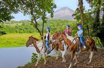 Tour a Caballo por el Volcán Arenal