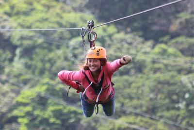 Combinación en el Parque de Aventura: Recorrido con tirolina, Superman y Mega Tarzán en Monteverde Combinación en el Parque de Aventura: Recorrido con tirolina, Superman y Mega Tarzán en Monteverde