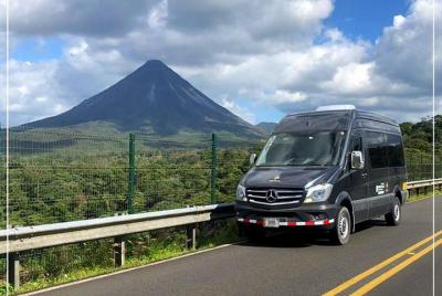 Shuttle compartido de Monteverde a Montezuma | A.M Shuttle compartido de Monteverde a Montezuma | A.M
