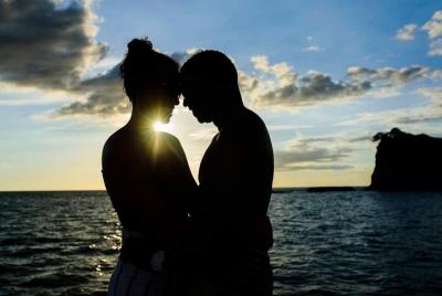 Catamarán privado de lujo: vela en Panache en Playa Flamingo de Costa Rica Catamarán privado de lujo: vela en Panache en Playa Flamingo de Costa Rica