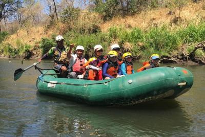 Tour flotante de aguas termales y baños de barro 3 en 1 y río flotante