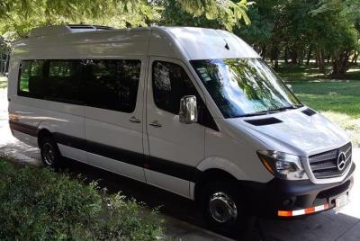 Traslado de ida y vuelta del aeropuerto de Liberia (LIR) al hotel El Mangroove