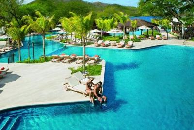 Traslado del aeropuerto de Liberia a Dreams Las Mareas