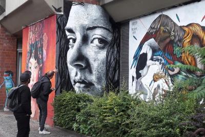 Street Art Tour - Fuera de la red Street Art Tour - Fuera de la red