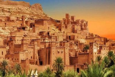 Transporte privado desde Fez a Marrakech, a través del desierto de Merzouga Guía del conductor de 4 días Transporte privado desde Fez a Marrakech, a través del desierto de Merzouga Guía del conductor de 4 días
