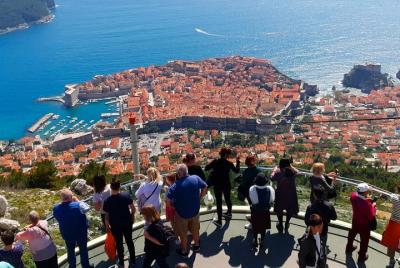 Visita panorámica de Dubrovnik con guía turístico en minivan por 