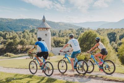 Excursión de día completo en bicicleta por Plitvice y la campiña de Rakovica Excursión de día completo en bicicleta por Plitvice y la campiña de Rakovica