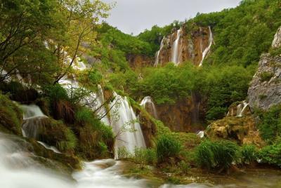 Excursión privada guiada a pie por los Lagos de Plitvice Excursión privada guiada a pie por los Lagos de Plitvice