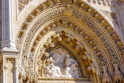 Paseo arquitectónico de Zagreb con un local