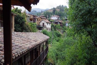 Old Kakopetria & Agios Nicolaos tis Stegis Iglesia de la UNESCO (de Ag Napa)
