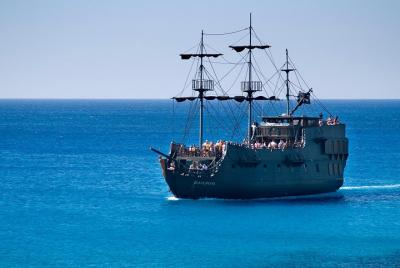 Black Pearl Pirate Ship desde Protaras Hotels