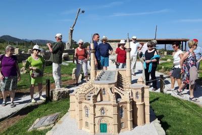 CHIPRE DEL NORTE EN UNA TUERCA CON KARPAZ de Kyrenia