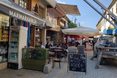 Tour de comida tradicional en Wall City de Nicosia