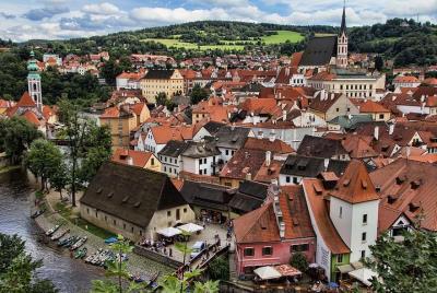 Excursión privada de 10 horas a Cesky Krumlov desde el hotel de Praga, recogida y regreso