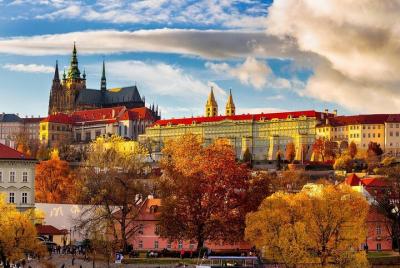 Entrada sin colas al Castillo de Praga con audio en la aplicación móvil