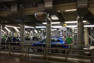 Excursión privada de medio día a la fábrica y al museo de Skoda Car Company