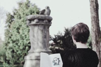 El Cuaderno de la Sombra: Un paseo de rompecabezas en el cementerio de Assistens