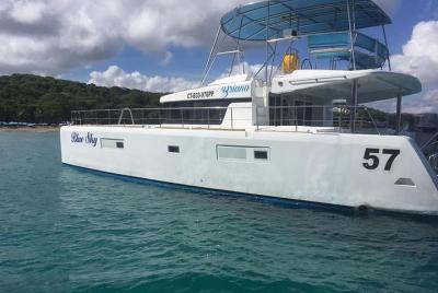 Charter privado en catamarán Blue Sky