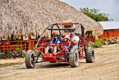 Dune Buggie doble con cueva y playa desde Punta Cana (medio día)