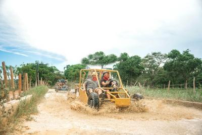 Dune Buggies y Cenote Cave Half Day Adventure
