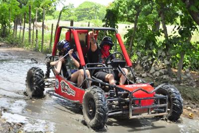Tour al campo con buggy y paseo a caballo desde Punta Cana