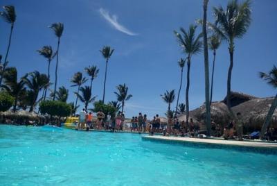 traslado privado desde el aeropuerto de punta cana a samana y las galera