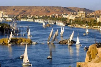Disfrute de 3 días en Asuán, Luxor, Abu Simbel, pueblo nubio y globo en vuelo desde El Cairo