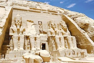 viaje barato: tour al templo de Abu Simbel